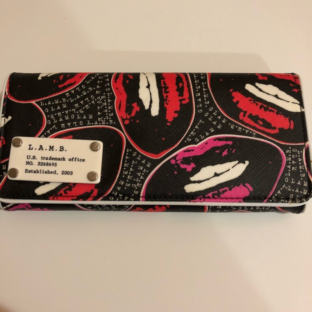L.A.M.B. Wallet